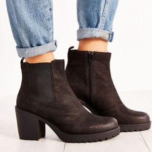 Vagabond Black Platform Ankle Boot
